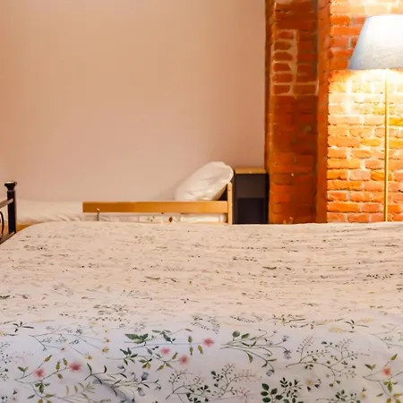 Casa Lannes Per Piccoli Gruppi アパート トリノ