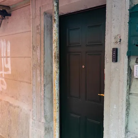 Casa Lannes Per Piccoli Gruppi דירה טורינו