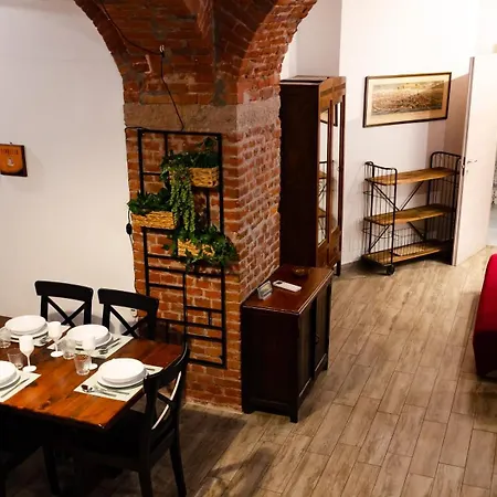Casa Lannes Per Piccoli Gruppi דירה טורינו
